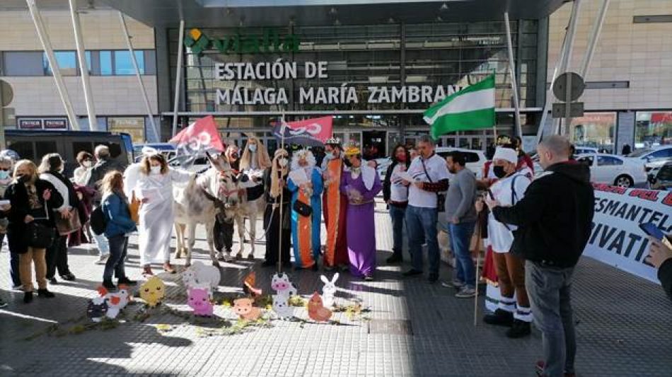 Los Reyes Magos y CGT llevan carbón “del bueno” al Subdelegado del Gobierno en Málaga