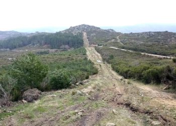 Stop Eólicos Xurés Celanova alerta sobre o cambio de enclave de 2 proxectos eólicos no Larouco