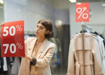 Consumo lanza una campaña para recordar los derechos de las personas consumidoras durante rebajas