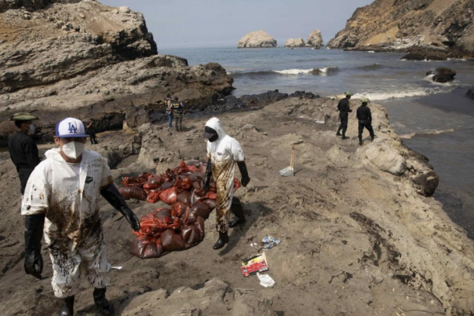 Ecologistas en Acción exige que Repsol asuma su responsabilidad por el derrame de petróleo en la costa peruana