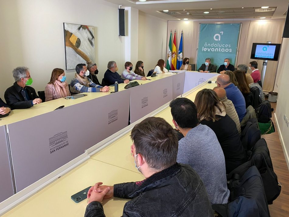 ‘Andaluces Levantaos’ define su proceso de elabora-ción programática como “forma y proceso de en-cuentro con la ciudadanía y otros actores políticos”