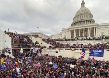 Urgen en EEUU demanda civil contra Trump por asalto al Capitolio