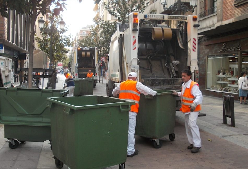 El PCE afirma que si se hubiese municipalizado el servicio de basuras no existirían estos problemas en Ponferrada