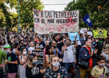 El tiempo es hoy: política energética, desarrollo e impacto ambiental en Argentina