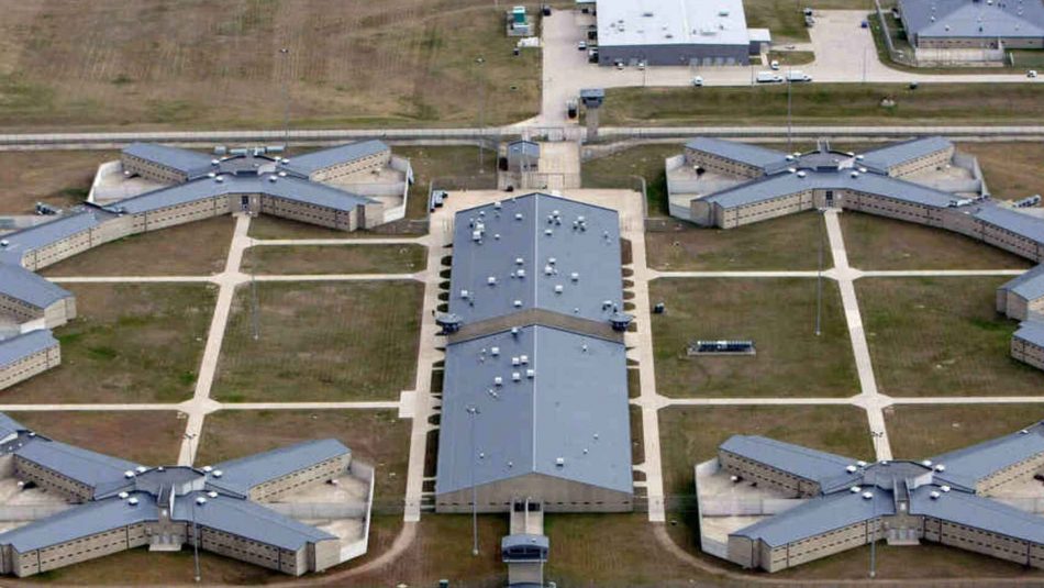 Guantánamo, pretexto ilegal de EEUU para mantener prisioneros