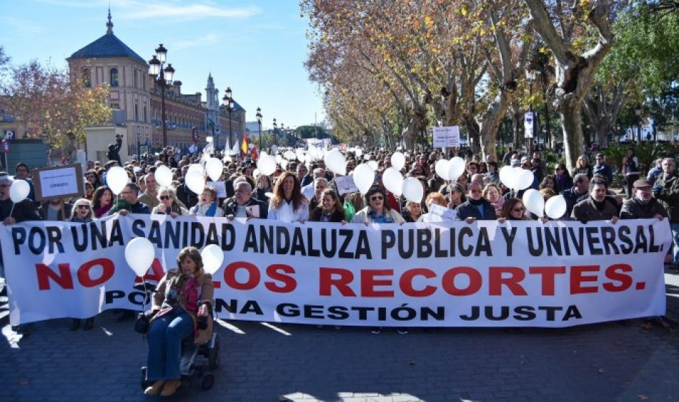 Unidas Podemos denuncia un “plan orquestado” del Gobierno andaluz para el “desmantelamiento progresivo” de la sanidad pública