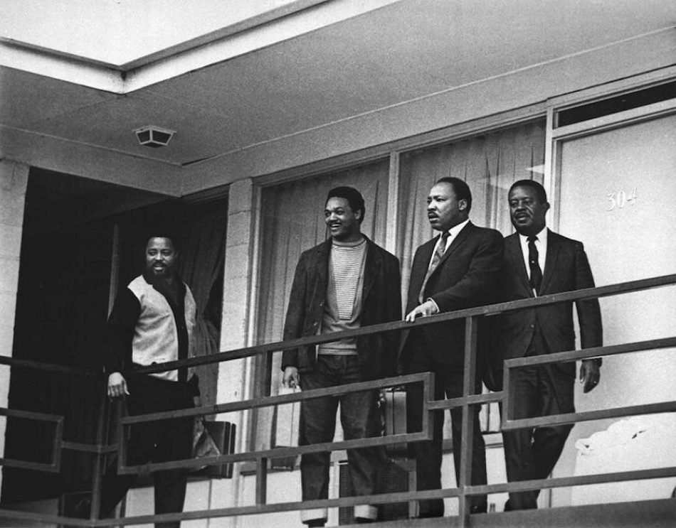 Un minuto con el reverendo Jesse Jackson, lugarteniente de Martin Luther King y luchador por la negritud de EE.UU.