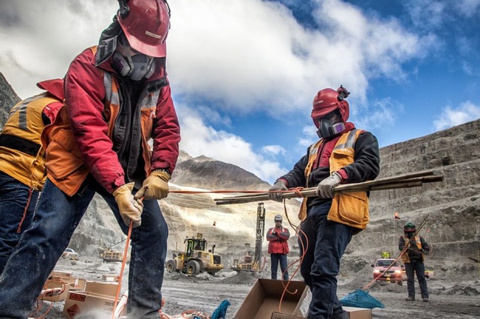 Crecieron sectores de construcción, comercio y minería en Bolivia