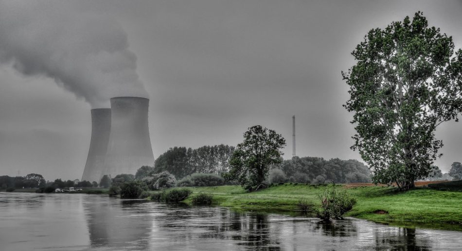 Alianza Verde reclama un rechazo más ambicioso y pide excluir la nuclear de cualquier categoría intermedia y de toda financiación