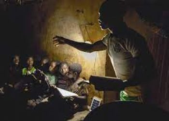 Casi 600 millones de africanos continúan sin electricidad