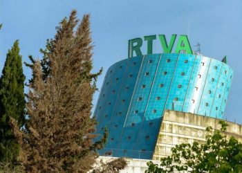 El Consejo Profesional de la RTVA considera que la supresión de la información local durante la campaña electoral menoscaba el servicio público de Canal Sur Radio y Televisión