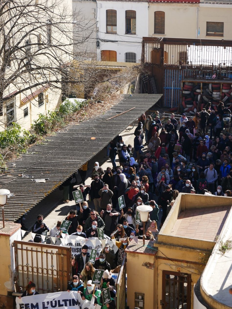 Demostració de força a la manifestació per l’expropiació de Can Sanpere