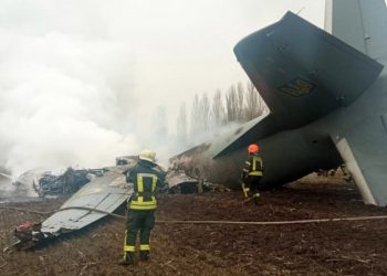 La OTAN no enviará tropas a Ucrania, pero activa planes de defensa en su periferia