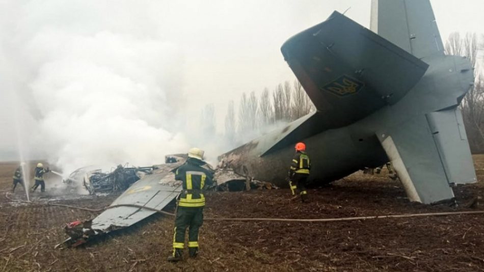 La OTAN no enviará tropas a Ucrania, pero activa planes de defensa en su periferia