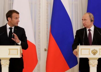 Putin y Macron dialogan ante el incremento de la conflictividad en el Donbás