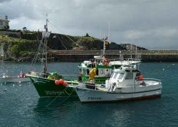 El sector pesquero asturiano y decenas de colectivos de ámbitos esenciales rechazan de manera tajante las «falsedades» vertidas en prensa por Black Dragon Gold sobre la mina de oro de Salave