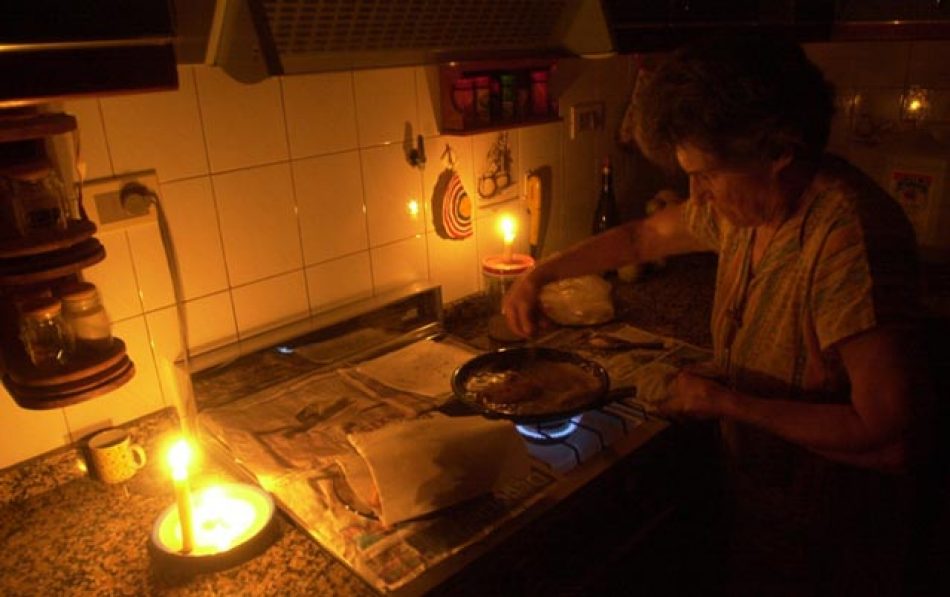 Frente a la falta de soluciones ante la pobreza energética, tarifa social