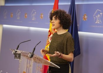 Aina Vidal: “Ningú entendria que els treballadors es llevessin aquest divendres amb els seus drets arrabassats”