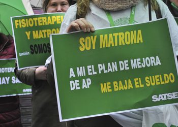 Enfermeras, fisioterapeutas y pacientes se sienten traicionados al rechazarse mejorar la sanidad