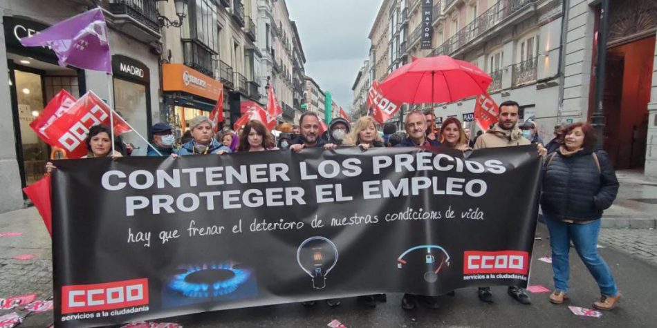 Varios miles de manifestantes recorren las calles de España para pedir medidas efectivas para rebajar los precios en España