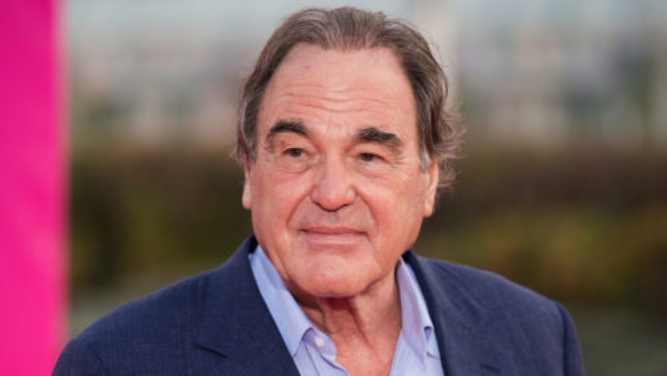 Oliver Stone: «Omiten los hechos principales cuando no es conveniente»: «Es necesario pensar con claridad» sobre la decisión rusa