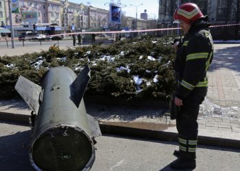 Un periódico italiano hace pasar imágenes de un ataque de fuerzas ucranianas en Donetsk como resultado de una agresión rusa y Moscú responde