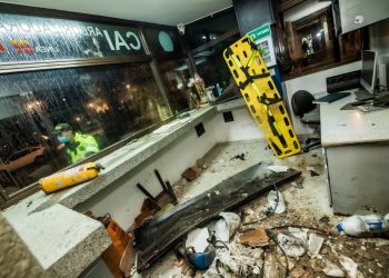 Un atentado contra una comisaría en Bogotá deja 11 heridos