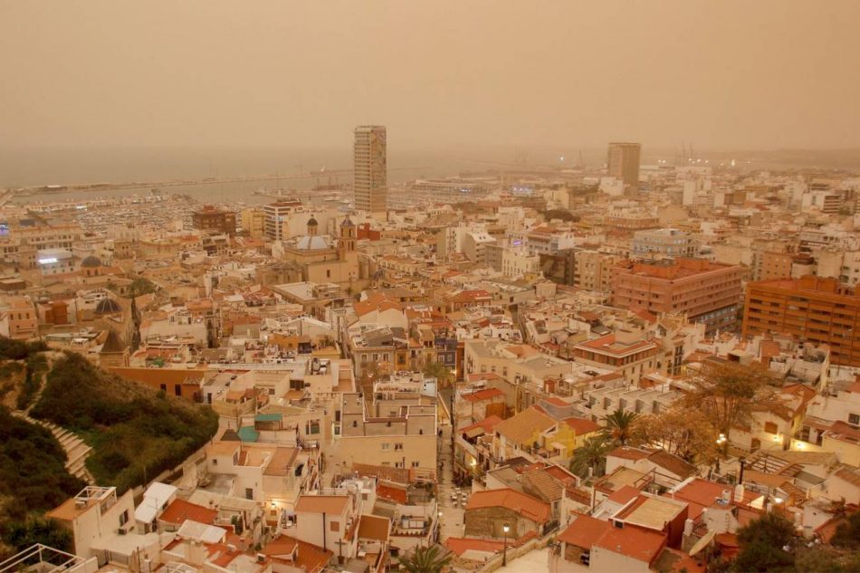 La calima convierte a España en el país más contaminado del mundo