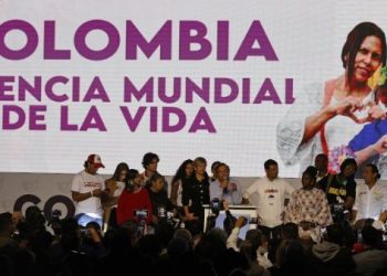 Izquierda colombiana encabeza resultados preliminares de elecciones al Congreso