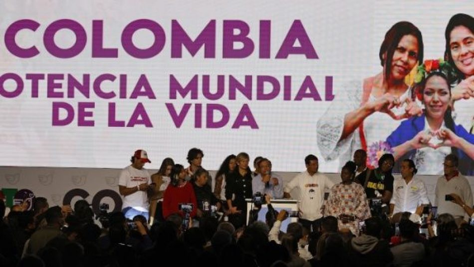 Izquierda colombiana encabeza resultados preliminares de elecciones al Congreso