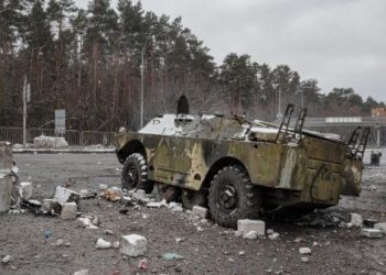 Rusia destruye arsenal de armas en Rovno, Ucrania