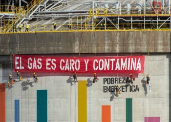 La UE debe acabar con la dependencia del gas, no buscar otros países a los que seguir comprando