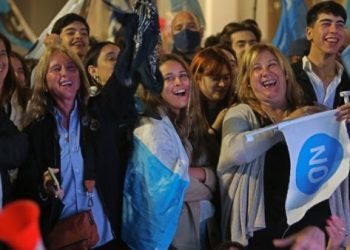 Uruguayos rechazan derogar Ley de Urgente Consideración