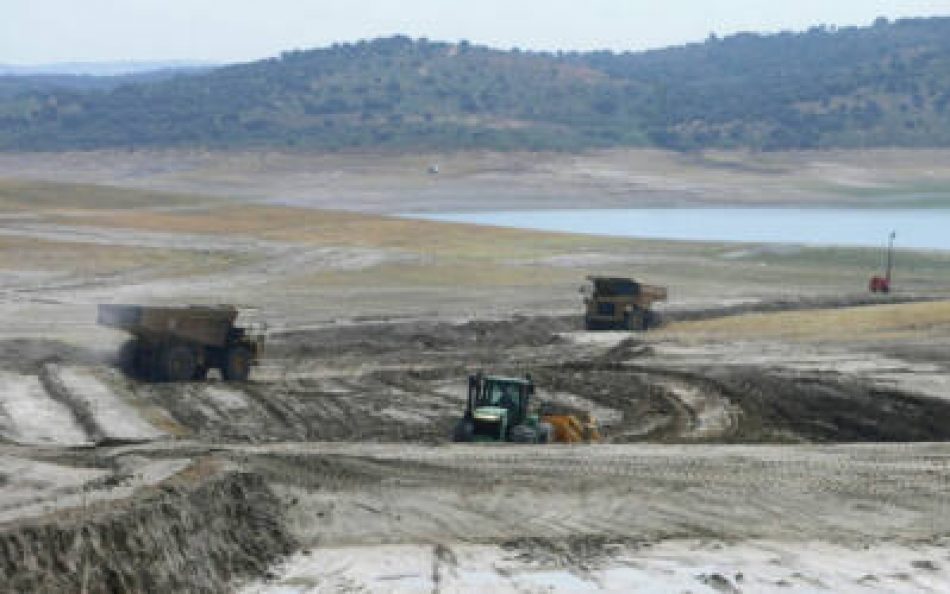 Denuncian nuevamente la inacción climática de Extremadura tras conocer el informe del Panel Intergubernamental del Cambio Climático.