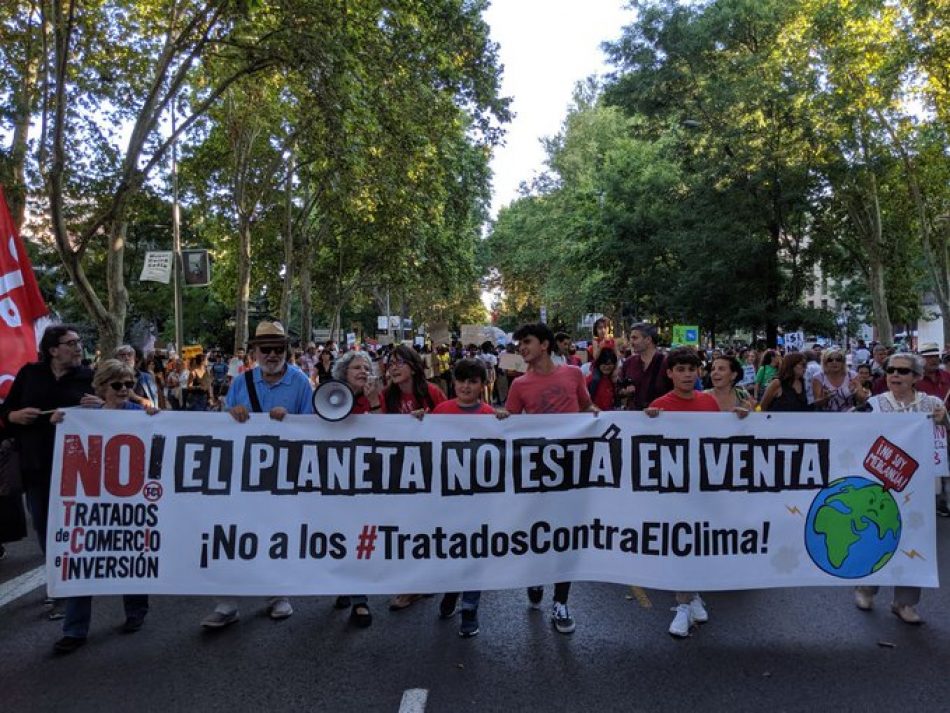 Después de dos años la Campaña contra los Tratados de Comercio e Inversión se vuelve a reunir en el Ateneo La Maliciosa