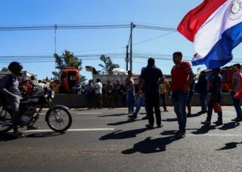 Transportistas paraguayos cumplen segundo día de protestas