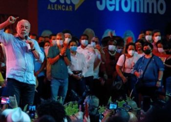 “Ejército no está para política”: Lula sacará a militares de Ejecutivo