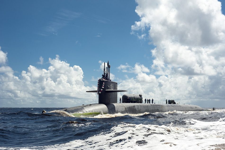Organizaciones ecologistas denuncian la presencia de un submarino nuclear en Gibraltar