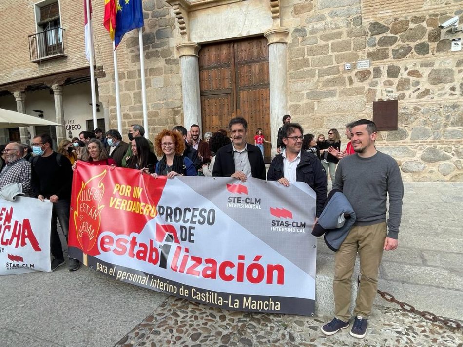Podemos CLM exige “dignificar” al profesorado y cumplir “en tiempo y forma” con la regularización del personal interino público