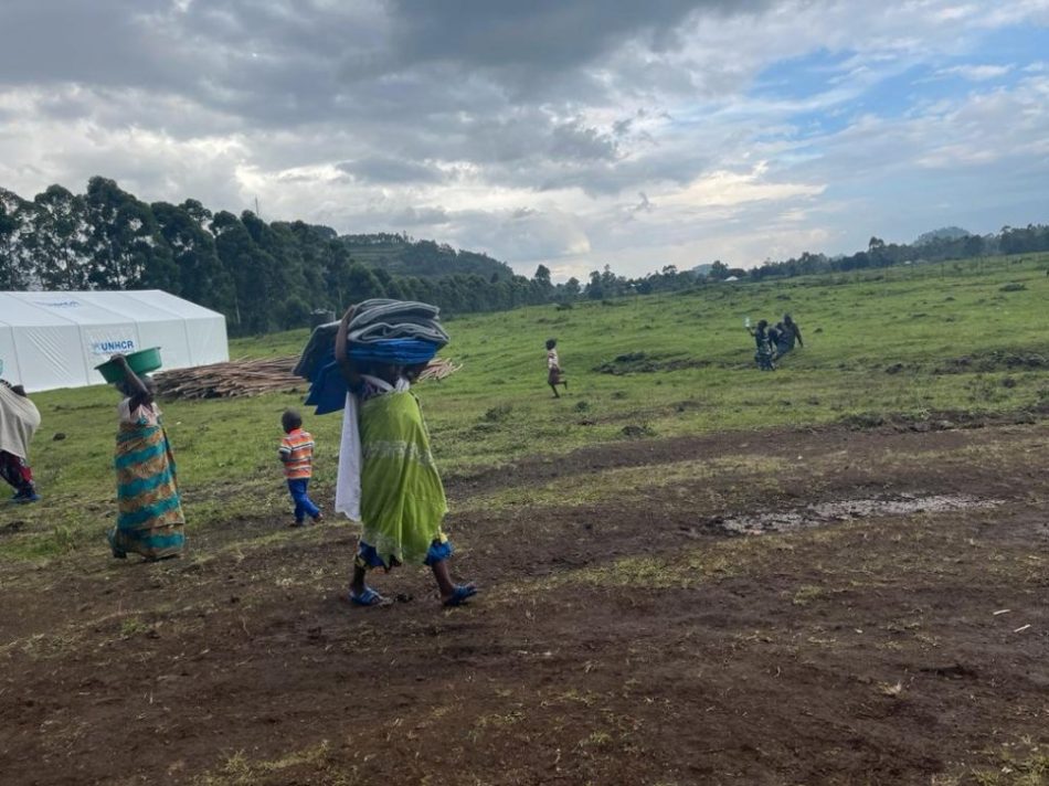 Miles de personas huyen a Uganda tras los enfrentamientos en la República Democrática del Congo