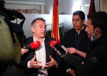 Enrique Santiago traslada a los representantes legítimos del pueblo saharaui la única posición española que avala el Congreso y que defiende su “libre derecho a la autodeterminación”