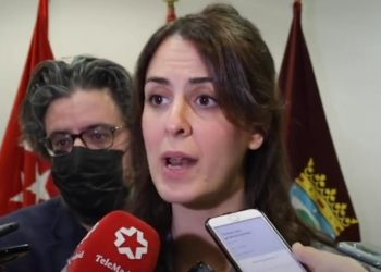 Rita Maestre pregunta a Almeida por qué no informó de la investigación por el fraude del material sanitario