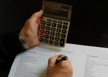 Gestorías para hacer por ti la declaración de la renta: ahorra dinero y tiempo