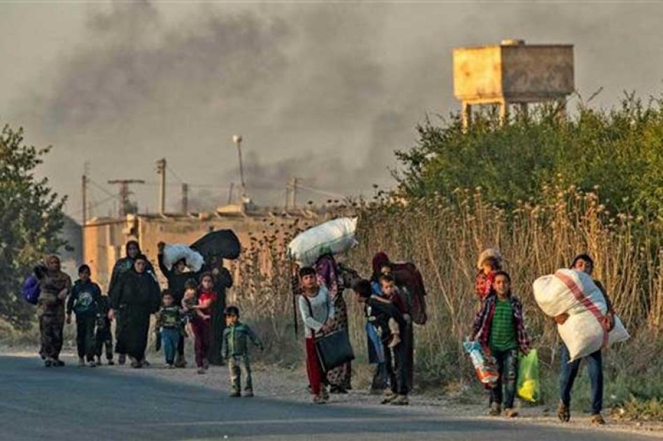 Desplazamiento de civiles por bombardeos turcos contra Siria