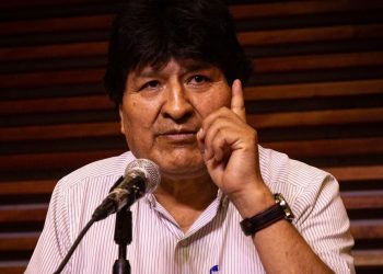 Los problemas ocasionados entre Rusia y Ucrania vienen de la OTAN, asegura Evo Morales