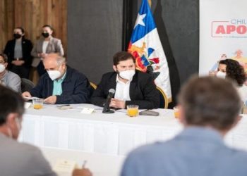 Boric se reunió con su gabinete para reactivar economía chilena