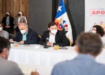 Boric se reunió con su gabinete para reactivar economía chilena