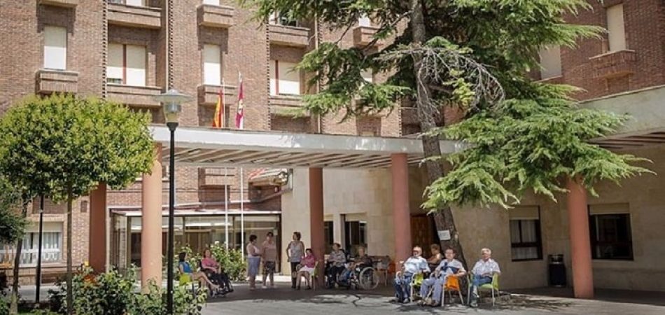 Podemos CLM le recuerda a Page que el Ministerio ha duplicado el presupuesto de dependencia y le pide responsabilidad