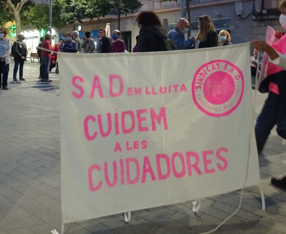 Ayuntamiento de Barcelona escucha, el SAD continúa en lucha