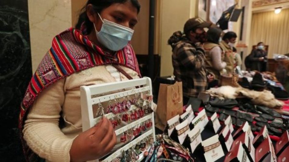 Bolivia lanza política de reconstrucción económica